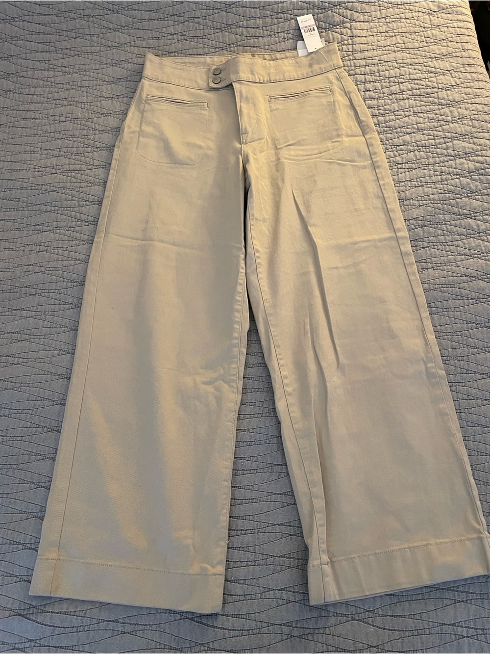 NWT DKNY Jeans Tan Paperbag Pants Jeans Size 14/32